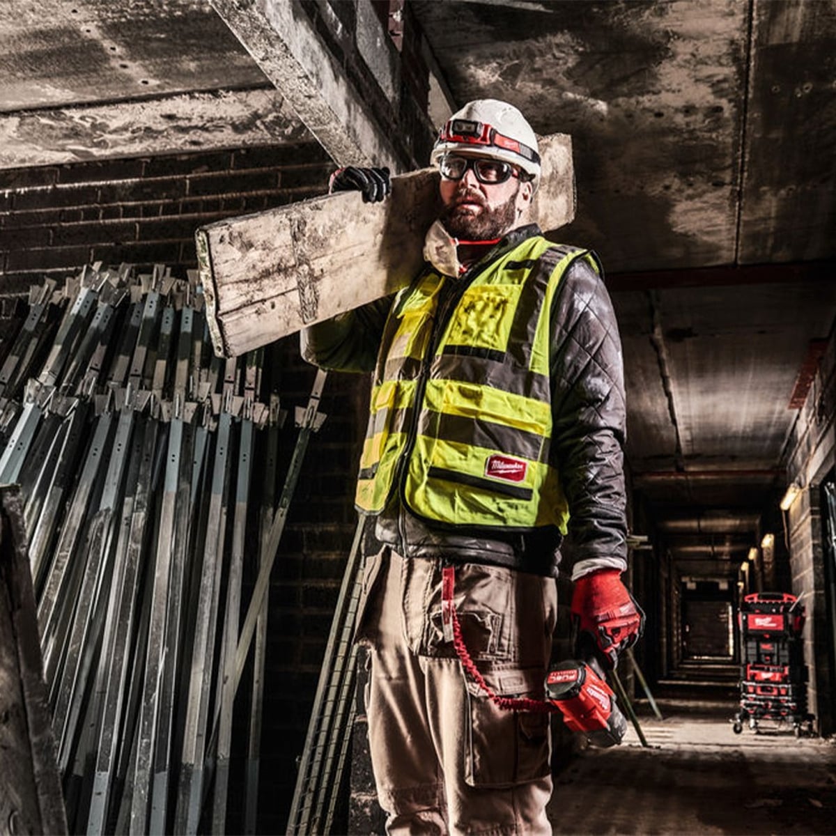 Milwaukee Premium Hi-Visibility Vest